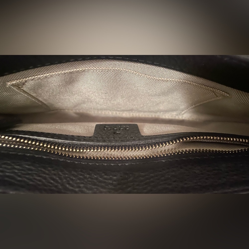 Gucci Black Leather Crossbody Bag - Picture 9 of 16
